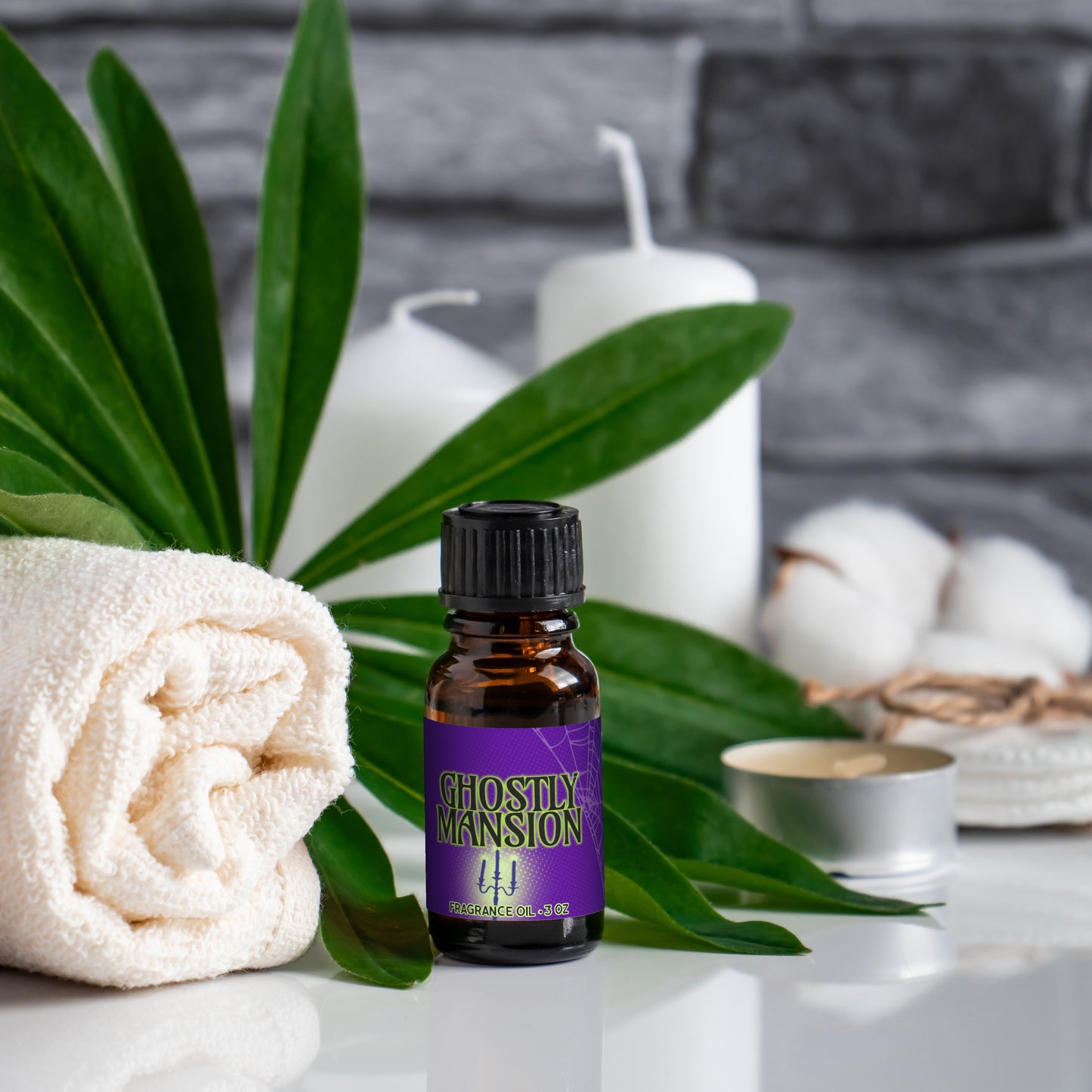 Ghostly Mansion Candle – Mahogany Vanilla & Dusty Woods Scent | Trader Walt’s