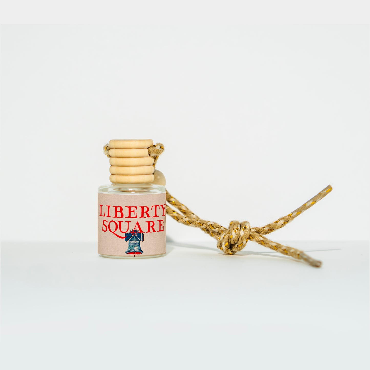 Liberty Square Candle – Apple Cinnamon Nutmeg Disney Inspired Scent | Trader Walt’s