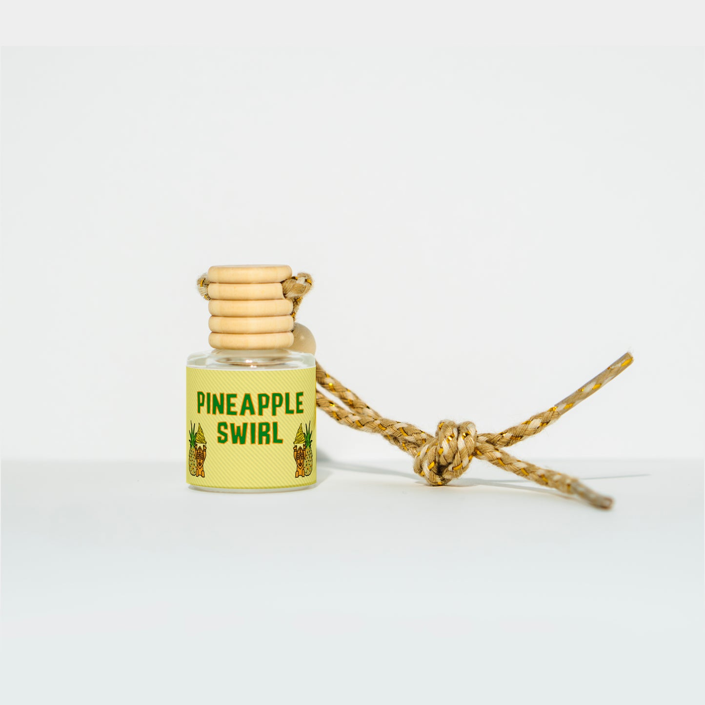 Pineapple Swirl Candle – Sweet Pineapple & Coconut Milk Disney Inspired Scent | Trader Walt’s